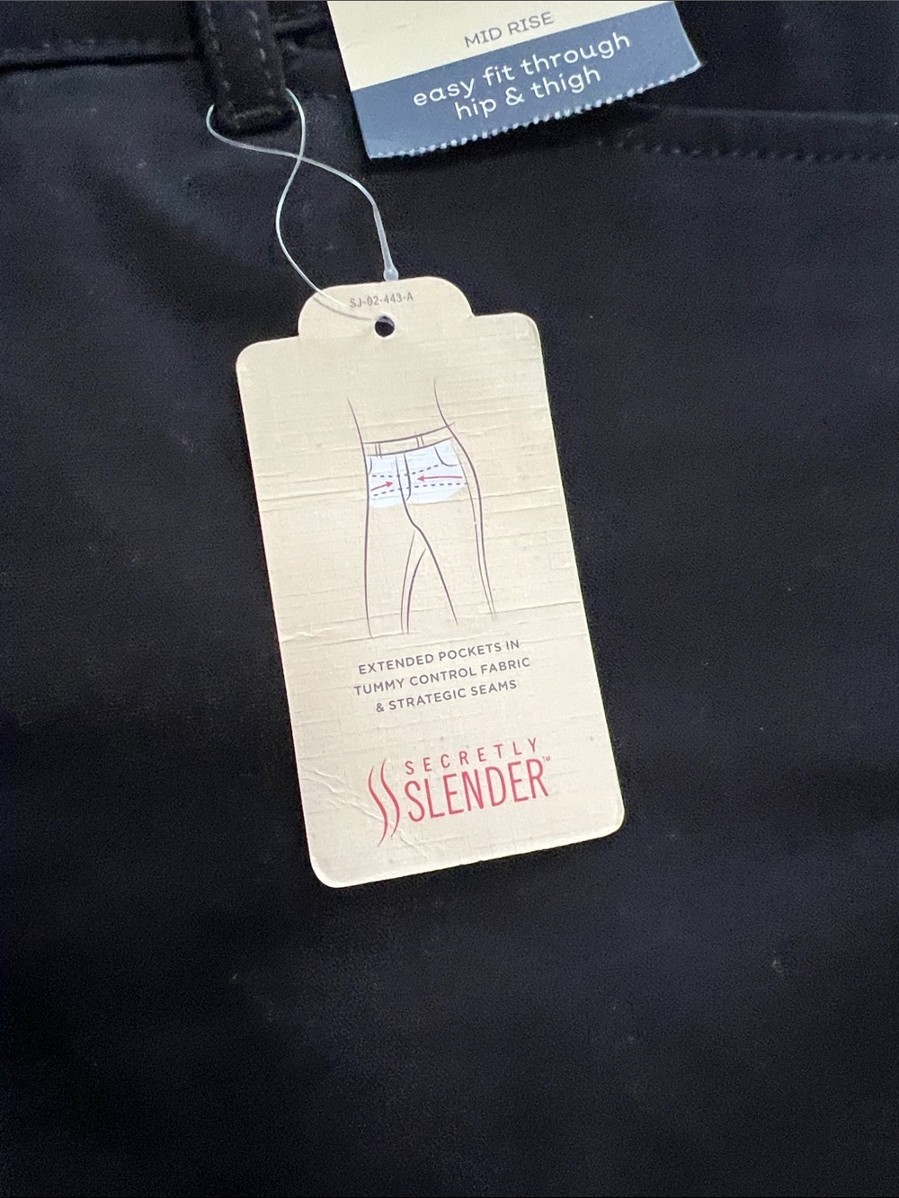 St. John's Bay Black Petite Capri Pants - Picture 3 of 8